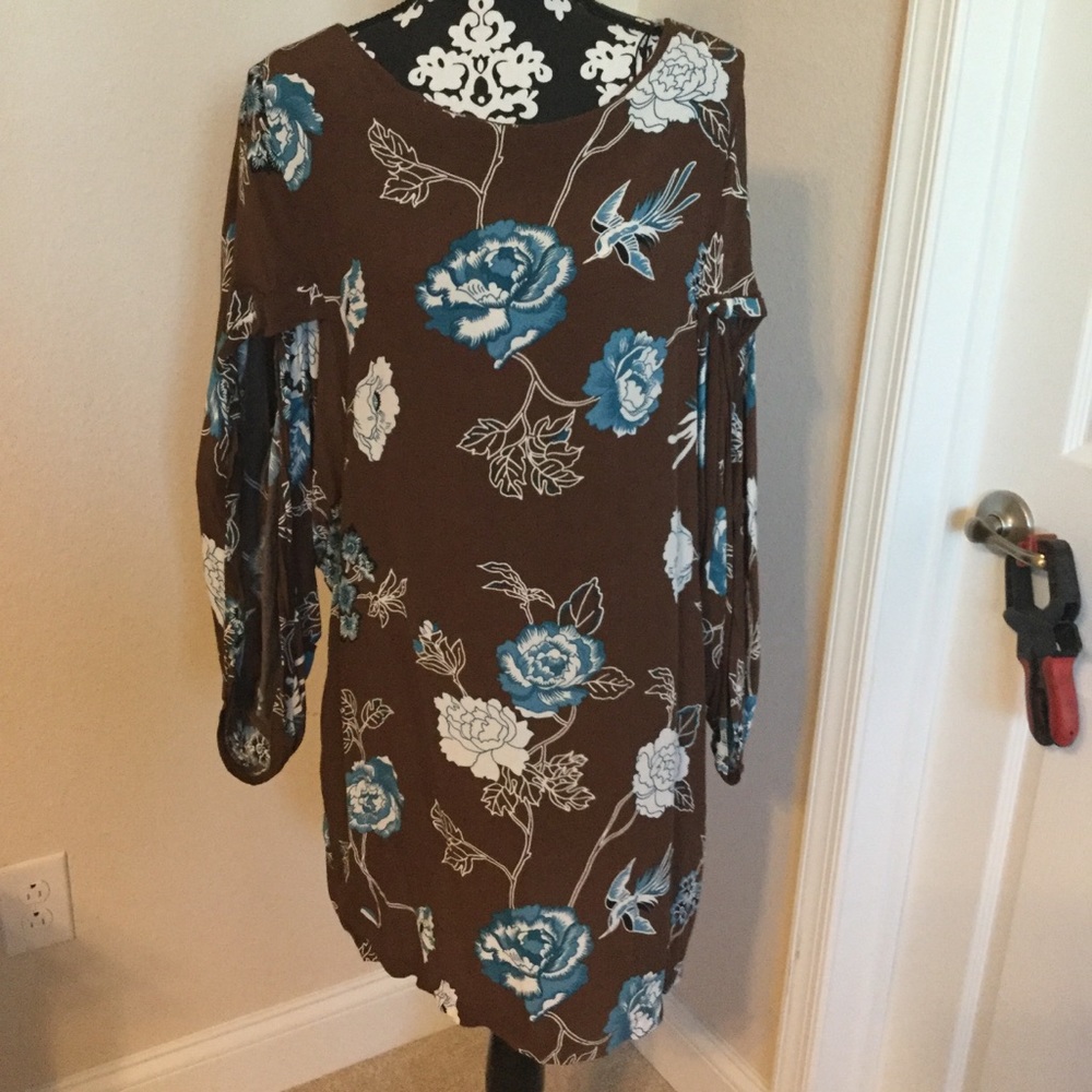 Amphora Kimono sleeve Dress